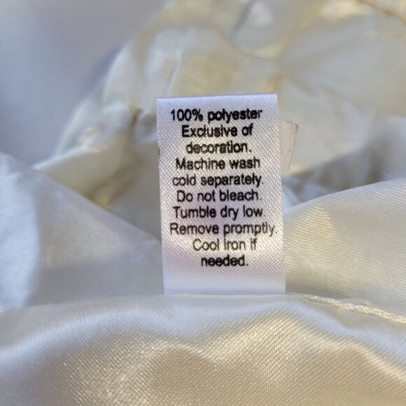 Ulta Size XL Intimates & Sleepwear 2 Piece Cream Satin Set Button Drawstring New - Picture 4 of 13